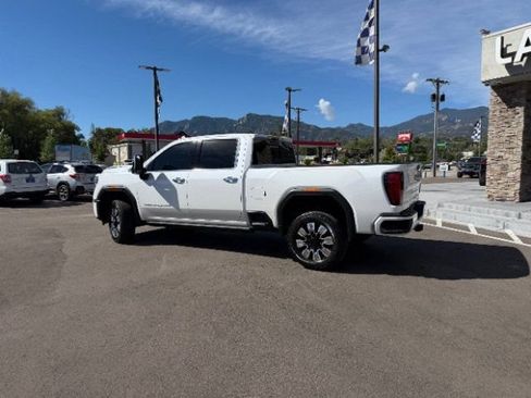 Used 2025 GMC Sierra 2500 Denali w/ Denali Reserve Package AWD/4WD image 6