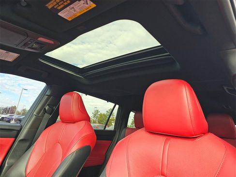 Used 2021 Toyota Highlander XSE image 29