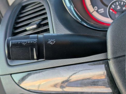 Used 2013 RAM C/V Tradesman image 19