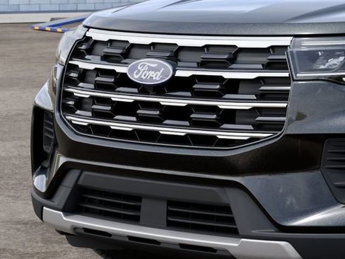 New 2027 Ford Explorer Active RWD image 17