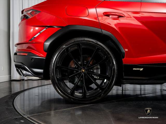 Used 2024 Lamborghini Urus S AWD/4WD image 17
