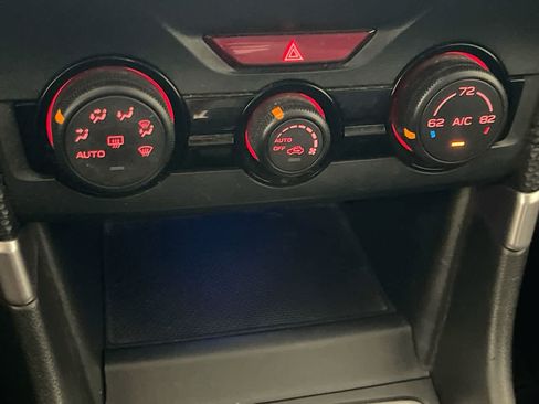 Used 2021 Subaru Forester AWD/4WD image 19
