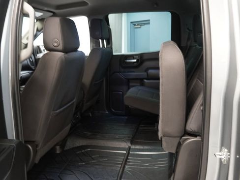 Used 2025 Chevrolet Silverado 1500 Custom image 20