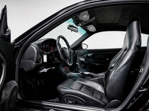 Used 2001 Porsche 911 Turbo image 17