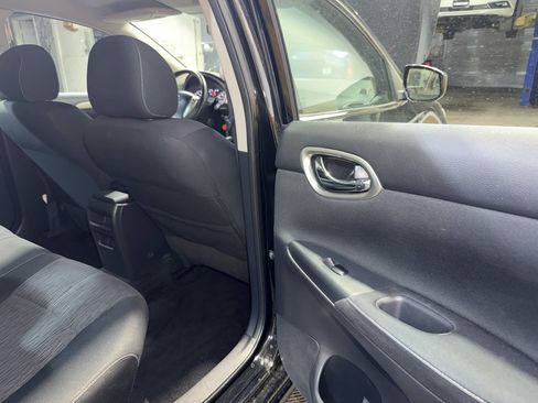 Used 2015 Nissan Sentra SV image 23