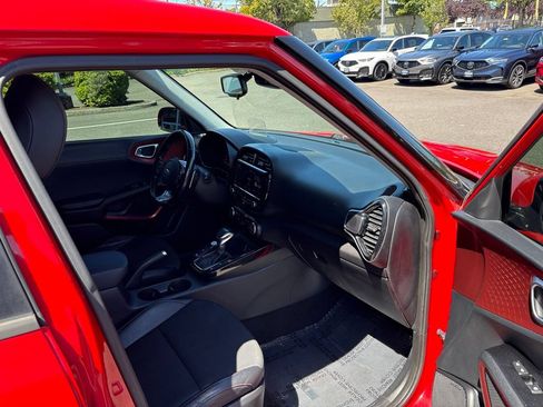 Used 2020 Kia Soul GT-Line Turbo FWD image 23