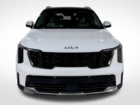 Used 2024 Kia Sorento EX w/ Panoramic Sunroof Package image 12
