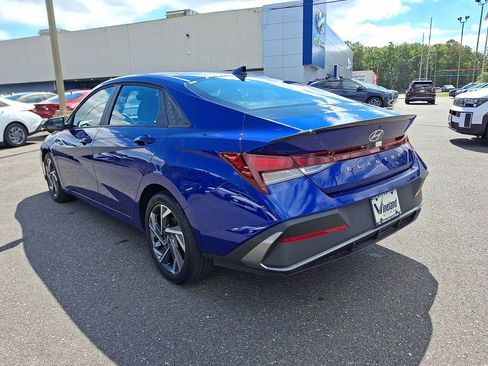 Certified 2025 Hyundai Elantra Sport w/ Cargo Package image 27