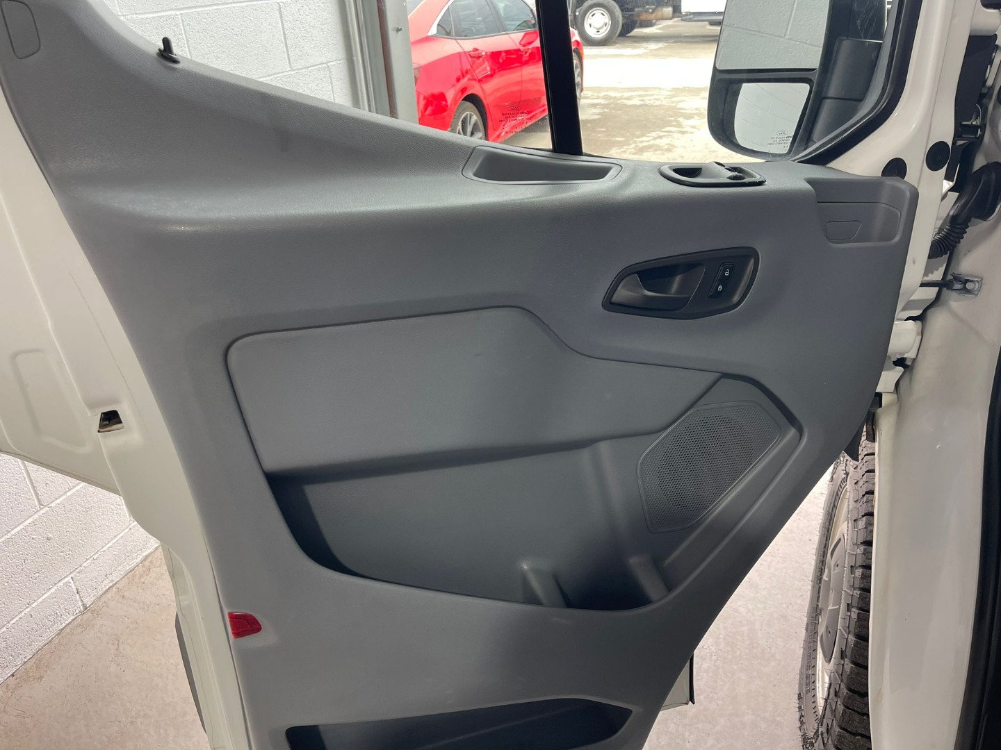 Used 2016 Ford Transit 350 148 Medium Roof RWD image 8