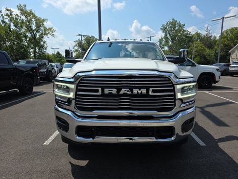 Used 2022 RAM 3500 Laramie AWD/4WD image 2