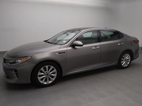 Used 2016 Kia Optima SX w/ Chrome Wheel Package image 2