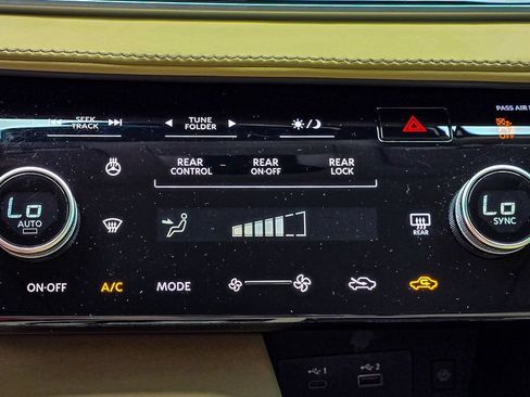 Used 2024 INFINITI QX60 Luxe w/ Performance Audio Package AWD/4WD image 21