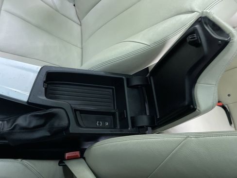 Used 2017 BMW 320i xDrive xDrive image 25