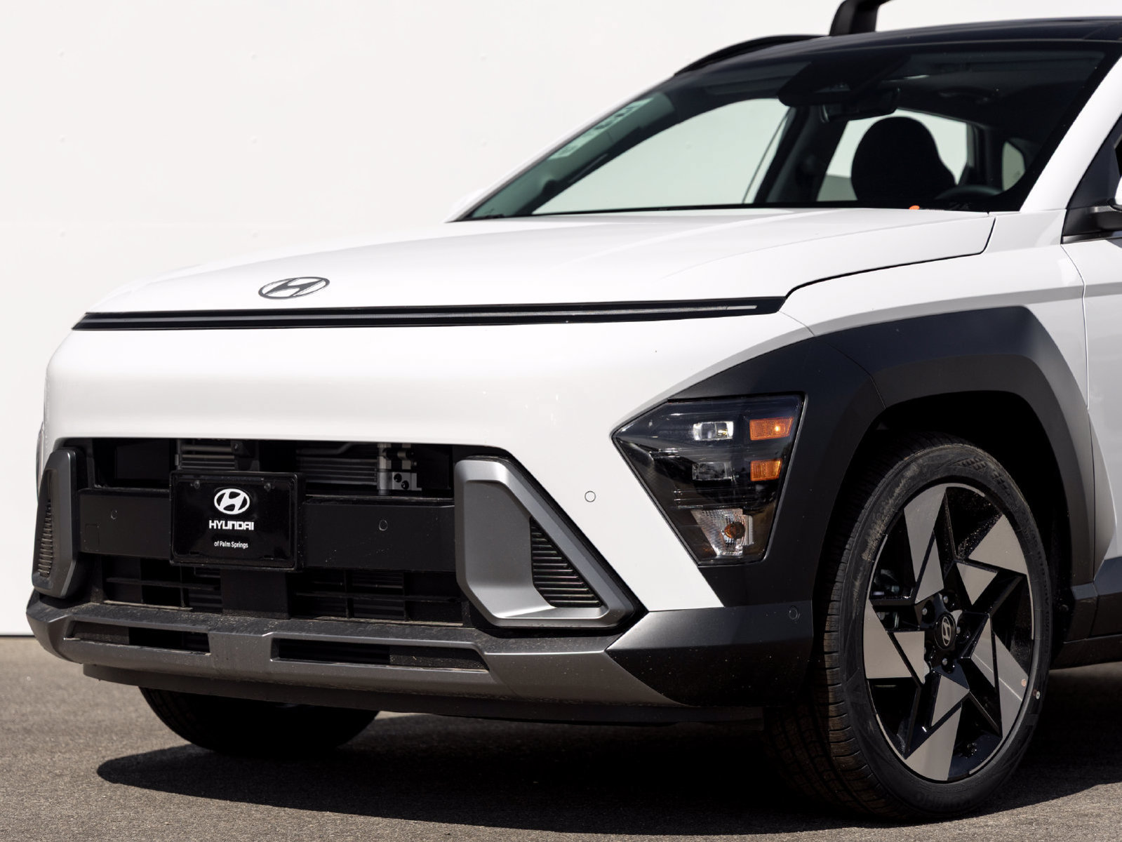 New 2026 Hyundai Kona Limited FWD image 2