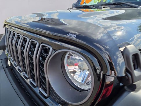 New 2026 Jeep Wrangler Unlimited Sport AWD/4WD image 32
