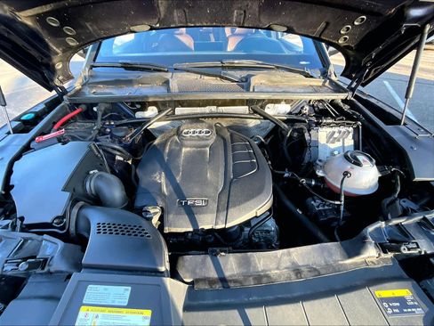 Used 2018 Audi Q5 2.0T Premium Plus w/ Premium Plus Package image 28