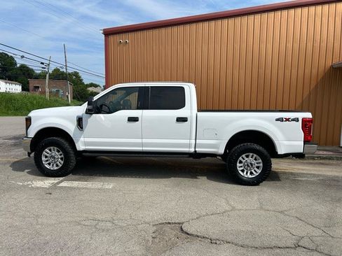 Used 2019 Ford F250 XLT w/ XLT Value Package AWD/4WD image 8