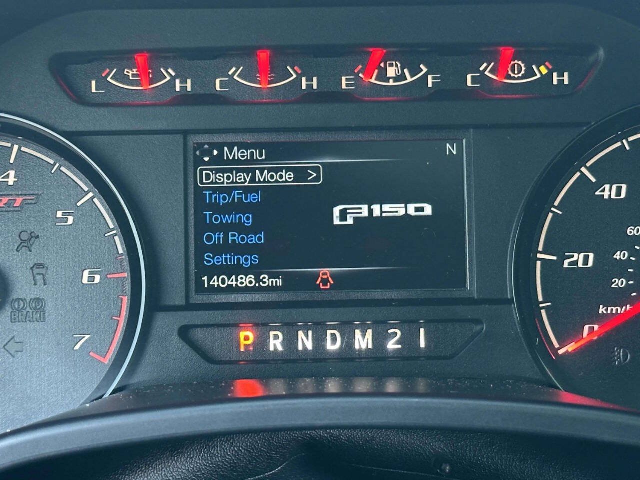 Used 2017 Ford F150 XLT w/ Equipment Group 302A Luxury AWD/4WD image 21