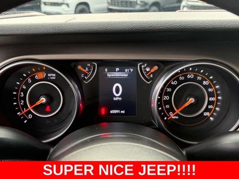 Used 2018 Jeep Wrangler Sport AWD/4WD image 16