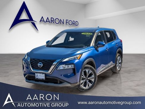 Used 2023 Nissan Rogue SV FWD image 1