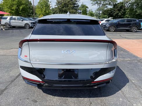 New 2026 Kia EV6 Wind AWD/4WD image 4