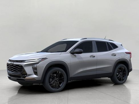 New 2026 Chevrolet Trax ACTIV FWD image 2