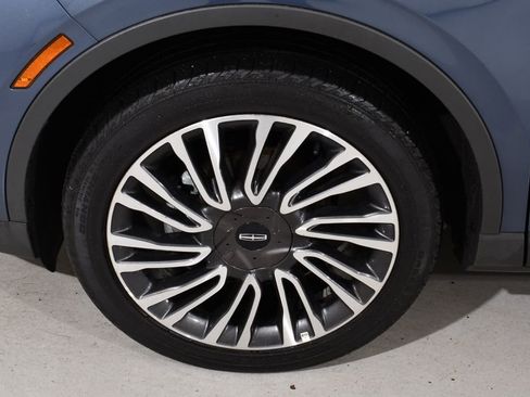 Used 2022 Lincoln Corsair Reserve w/ Equipment Group 201A AWD/4WD image 22