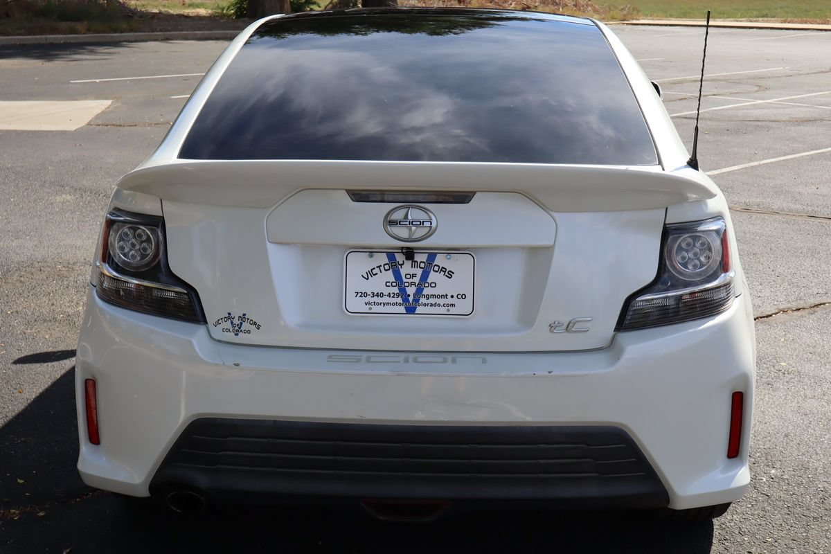Used 2015 Scion tC FWD image 6