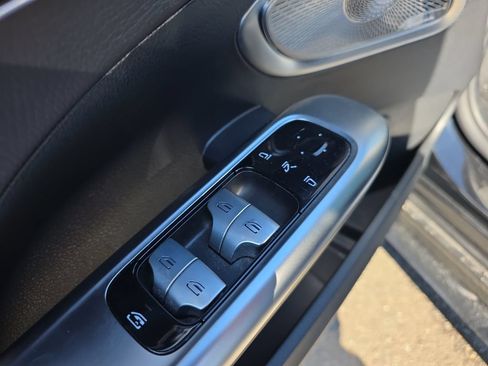 Used 2023 Mercedes-Benz C 300 4MATIC Sedan image 19