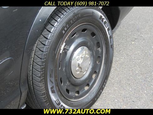 Used 2005 Ford Crown Victoria Police Interceptor RWD image 20