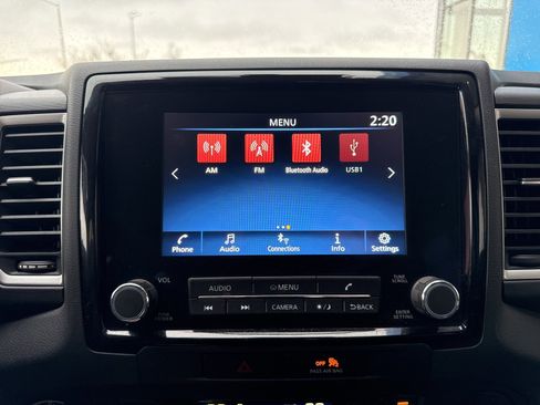 Used 2022 Nissan Frontier SV image 23