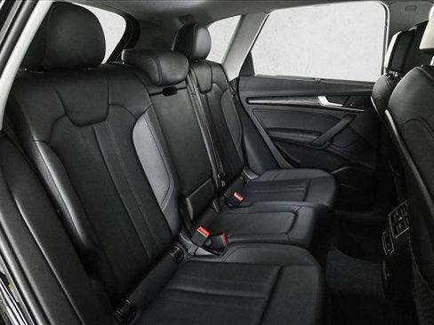 Used 2019 Audi Q5 2.0T Premium Plus image 21