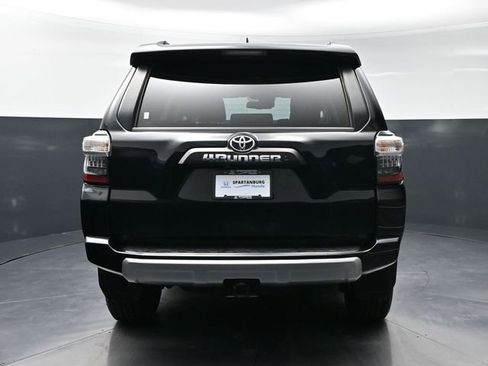 Used 2024 Toyota 4Runner TRD Off-Road Premium image 6