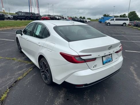Certified 2025 Toyota Camry XLE AWD/4WD image 5