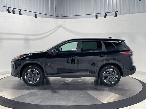Used 2026 Nissan Rogue SV AWD/4WD image 17