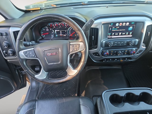 Used 2017 GMC Sierra 1500 SLT w/ SLT Preferred Package AWD/4WD image 10