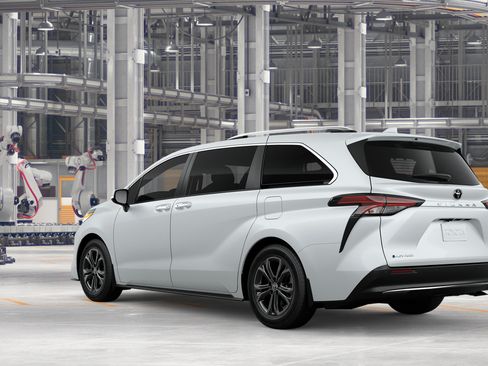 New 2026 Toyota Sienna Platinum AWD/4WD image 8