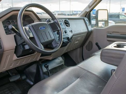 Used 2009 Ford F350 XL image 9