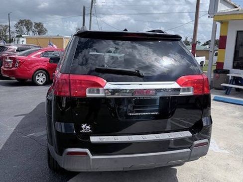 Used 2010 GMC Terrain SLT FWD image 6