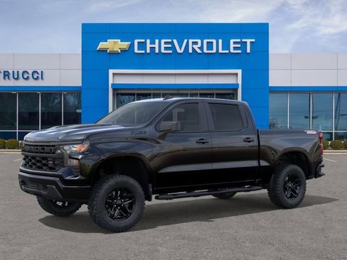 New 2026 Chevrolet Silverado 1500 Custom Trail Boss AWD/4WD image 2