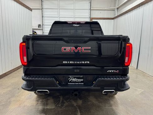 Used 2019 GMC Sierra 1500 AT4 w/ AT4 Premium Package image 5