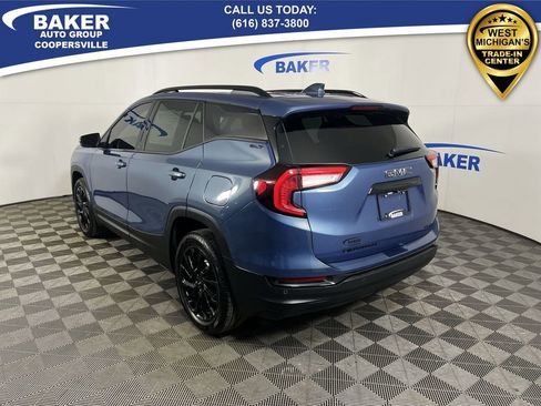 Certified 2024 GMC Terrain SLT w/ Elevation Edition image 7