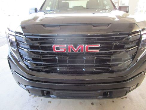 New 2026 GMC Sierra 1500 Elevation image 28