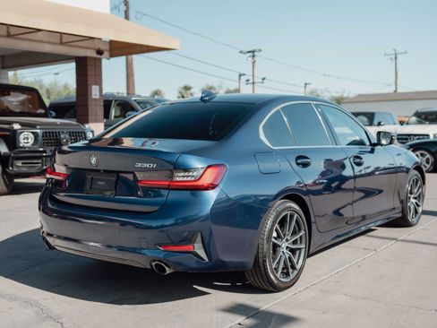 Used 2020 BMW 330i Sedan w/ Convenience Package RWD image 4