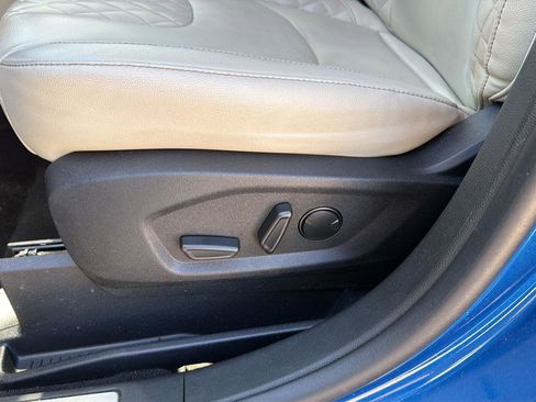 Used 2024 Ford Edge Titanium AWD/4WD image 10