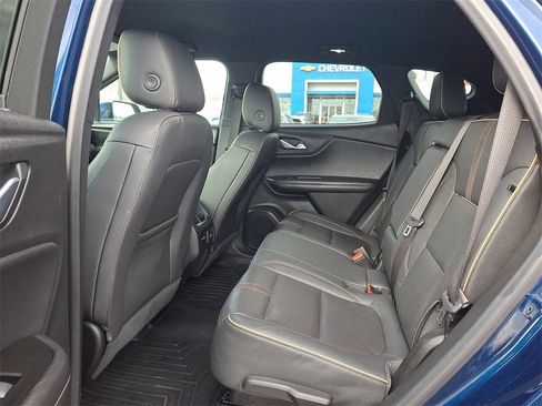 Used 2023 Chevrolet Blazer Premier image 11