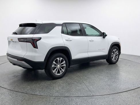 Used 2025 Chevrolet Equinox LT FWD image 6