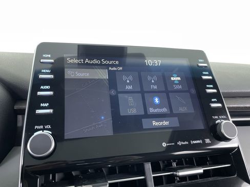 Used 2019 Toyota Avalon Limited image 15