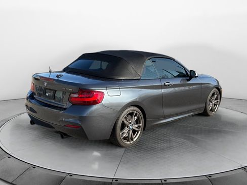 Used 2015 BMW M235i Convertible image 7