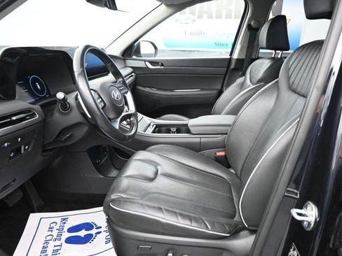 Used 2023 Hyundai Palisade Limited FWD image 14